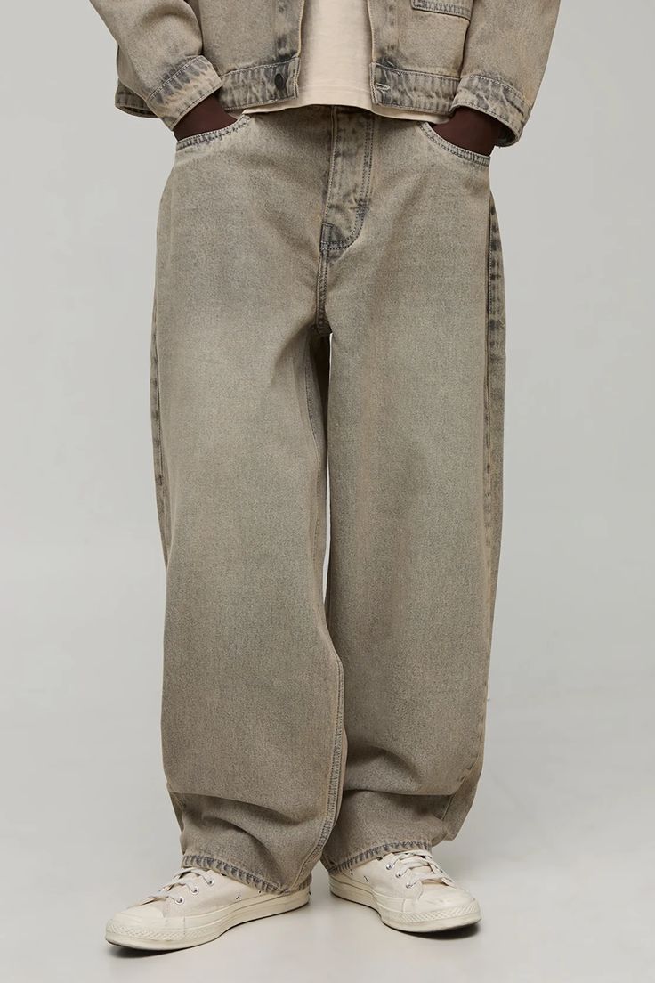 BOTTOM WEAR